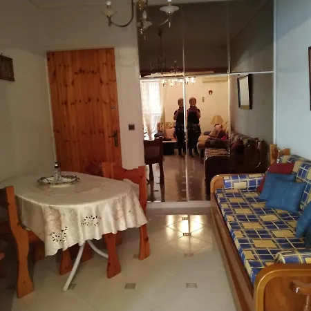 My House 20 Meters From The Sea Λουτράκι