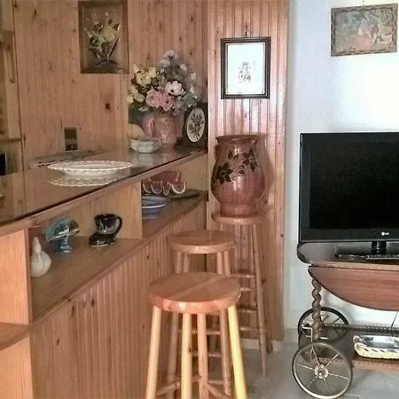 Διαμέρισμα My House 20 Meters From The Sea Λουτράκι